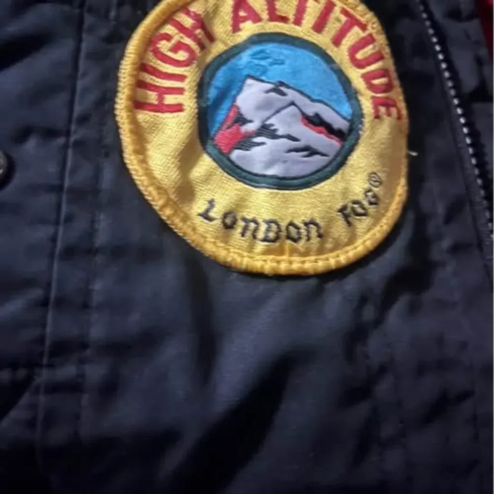 Boys size 8 London Fog Vest high altitude double sided red or black FLAW-No fron